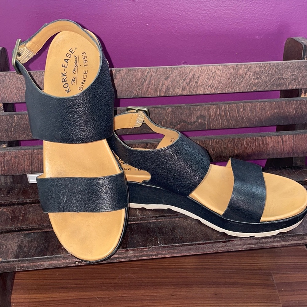 Excellent Kork-Ease leather platform sandals